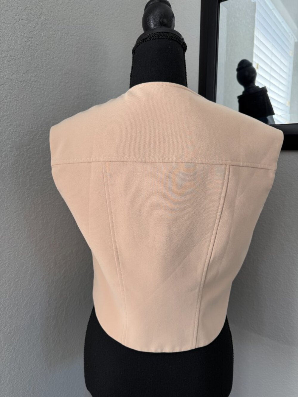 AMANDA UPRICHARD Reeves Vest Tan Top Medium - Picture 7 of 10